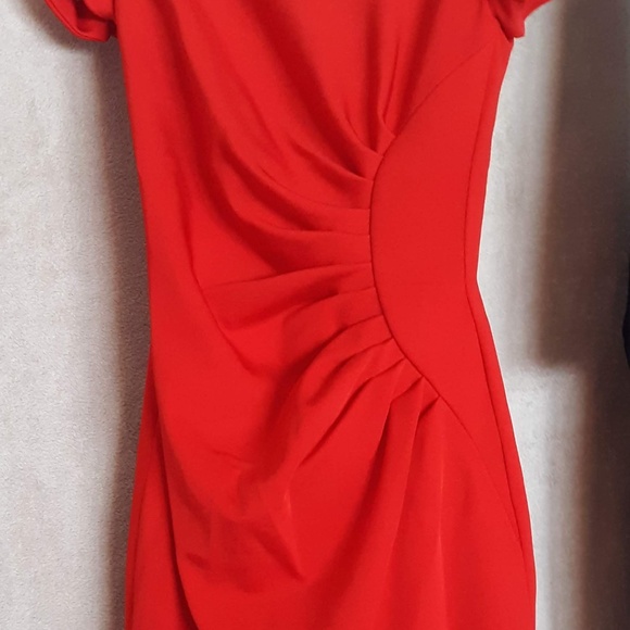 Stunning Karen Millen Dress - Picture 3 of 5